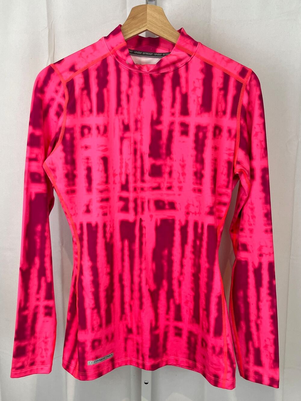 UNDER ARMOUR Tie Dye ColdGear Fitted Mock Neck Long Sleeve Top 1236765 Pink M